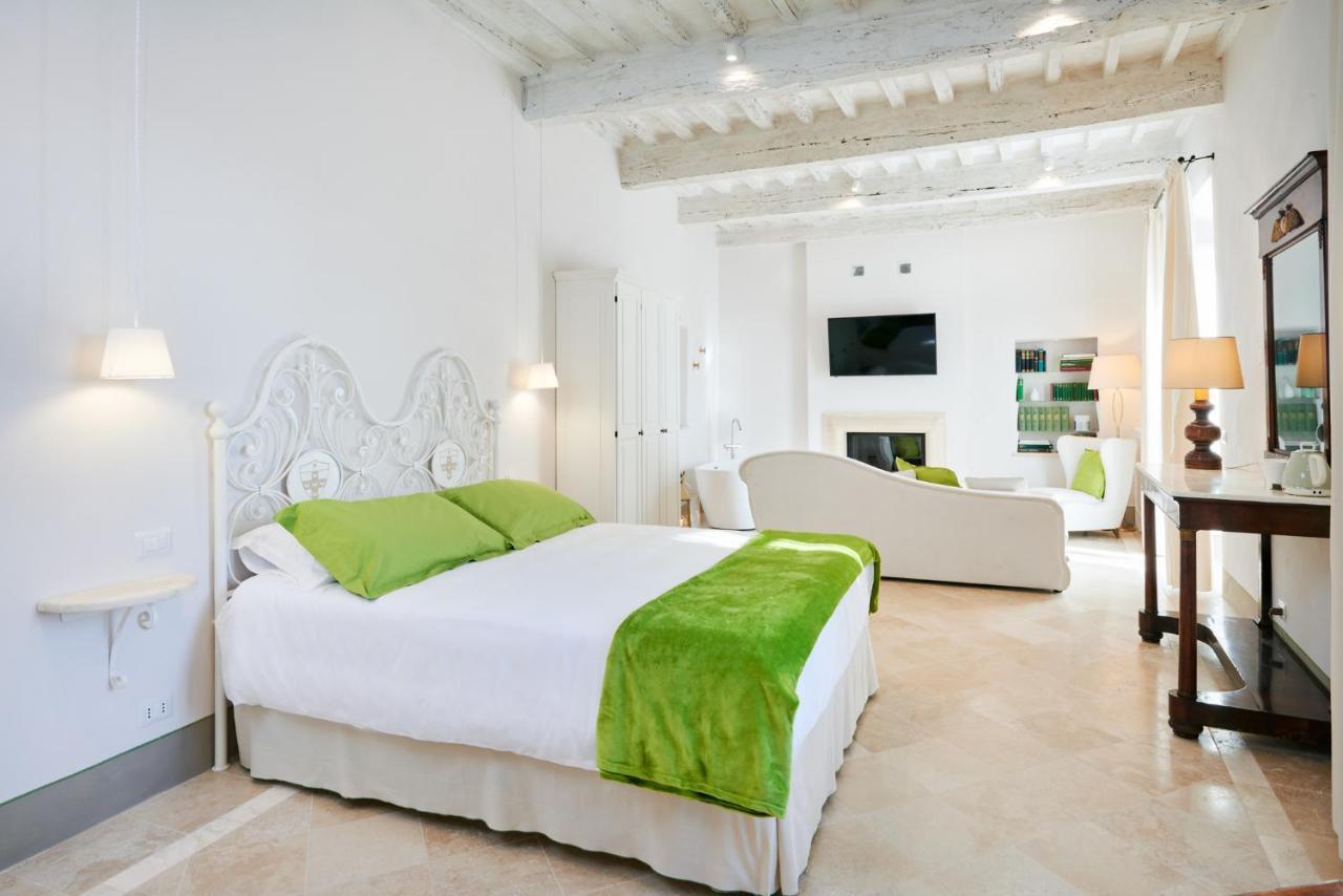 Palazzo Pio III - Residenza D'Epoca Bed & Breakfast Sarteano Eksteriør bilde