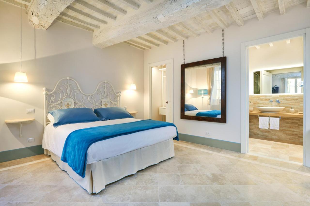 Palazzo Pio III - Residenza D'Epoca Bed & Breakfast Sarteano Eksteriør bilde