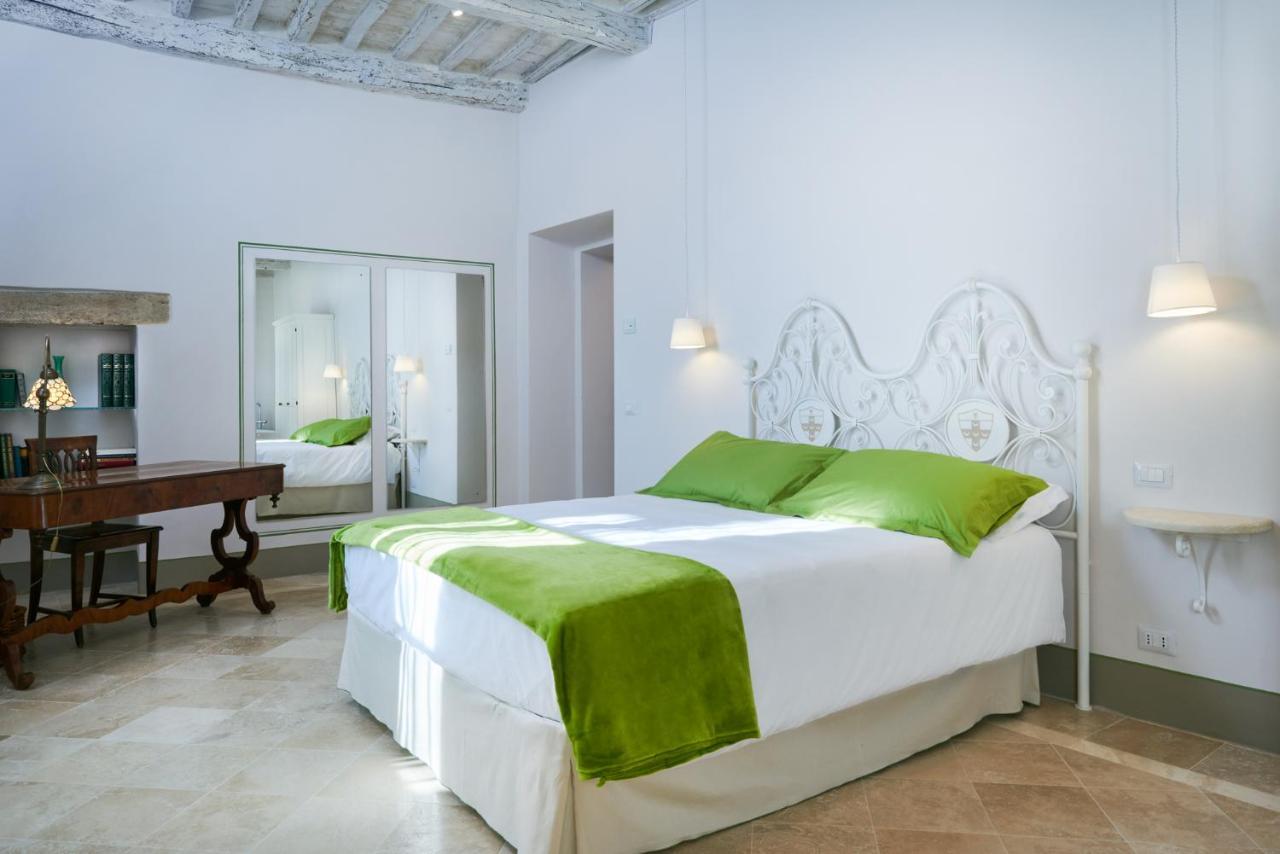 Palazzo Pio III - Residenza D'Epoca Bed & Breakfast Sarteano Eksteriør bilde
