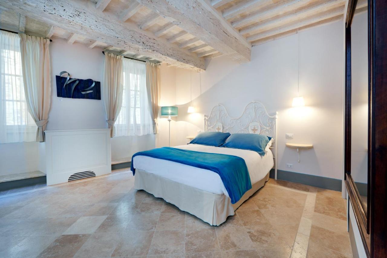 Palazzo Pio III - Residenza D'Epoca Bed & Breakfast Sarteano Eksteriør bilde