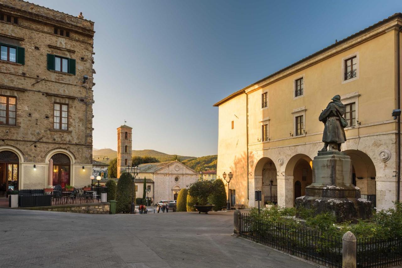 Palazzo Pio III - Residenza D'Epoca Bed & Breakfast Sarteano Eksteriør bilde