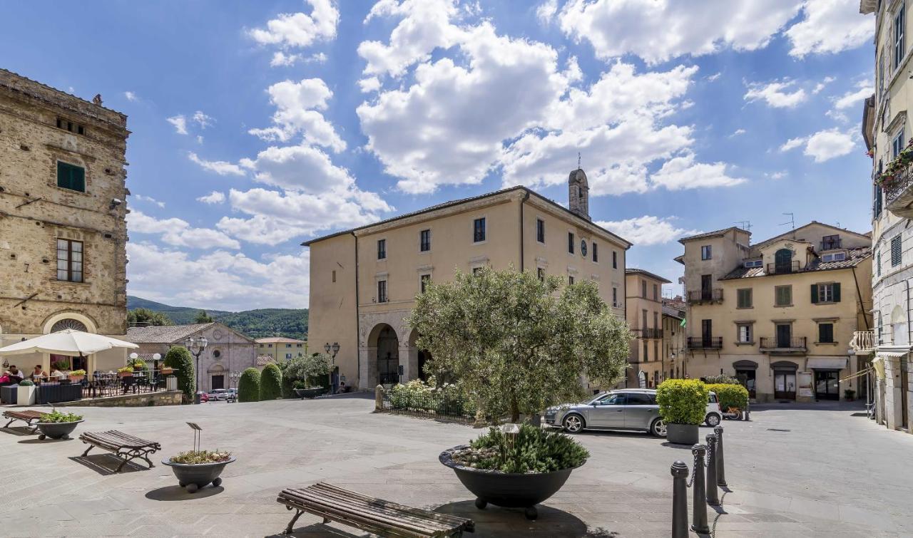Palazzo Pio III - Residenza D'Epoca Bed & Breakfast Sarteano Eksteriør bilde